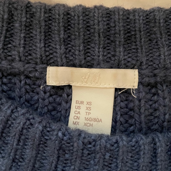Beautiful blue chunky sweater - EUC - Picture 2 of 2